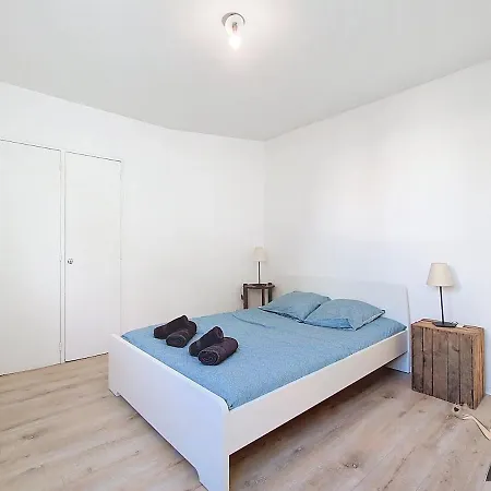 Apartamento Le Citadin, Centre Ville, Parking Gratuit Pour 6p