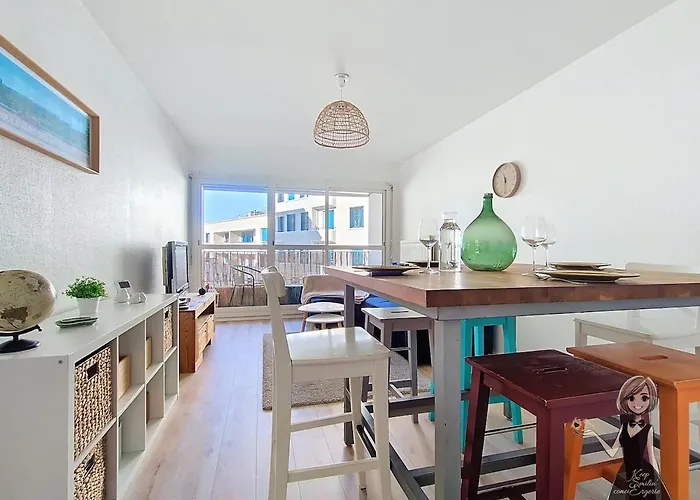 Apartamento Le Citadin, Centre Ville, Parking Gratuit Pour 6p Pau